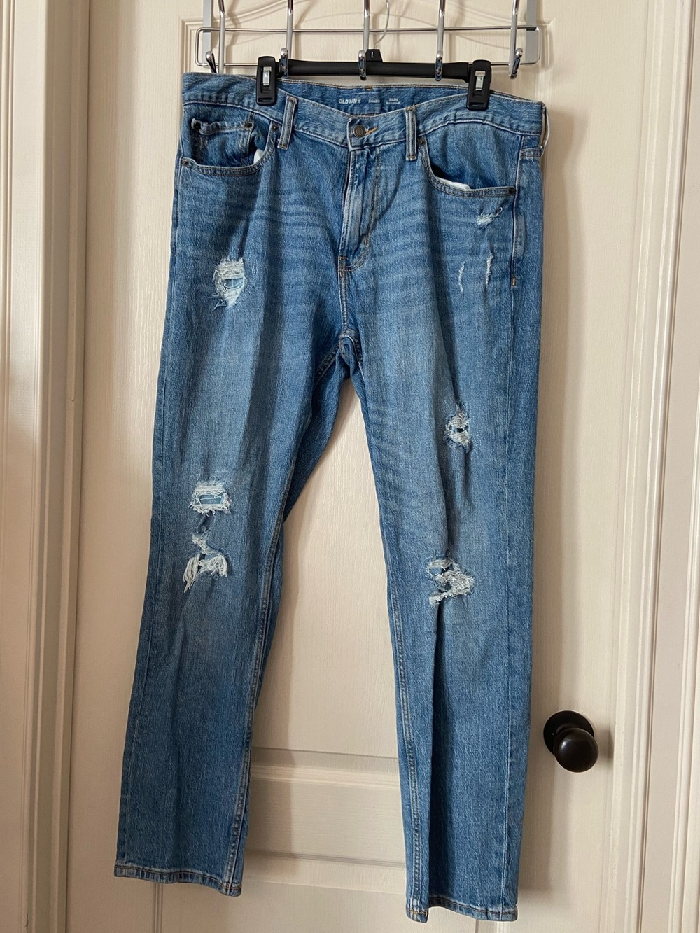 🌟Old Navy Distressed Built-In Flex Slim Jean